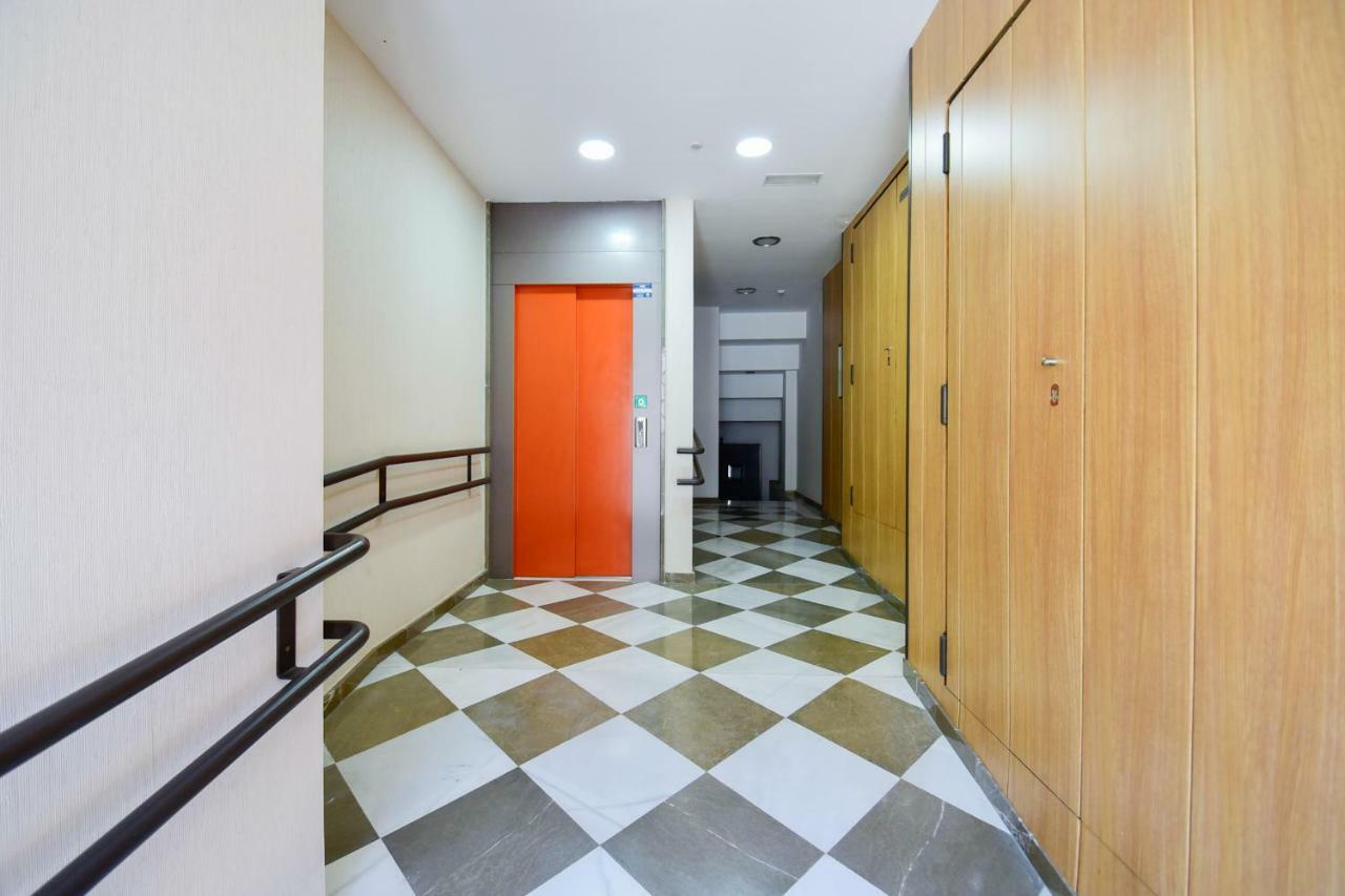 Apartments Zarate กรานาดา ภายนอก รูปภาพ